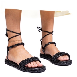 Crne ženske sandale pletenice crna