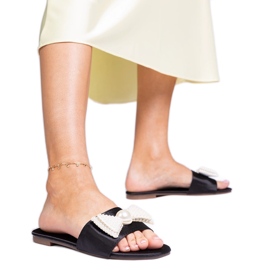 Crni saten flip lebde s lukom u biserima crna