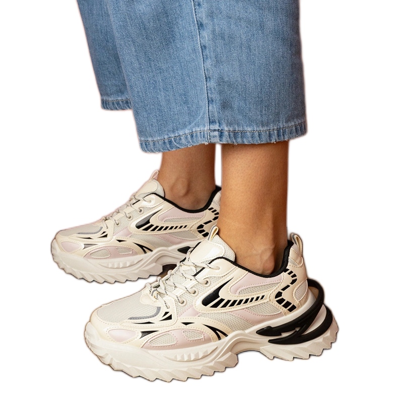 Bež sportske tenisice na stilskom potplatu