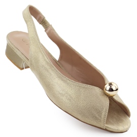 Ženske sandale s niskim udjelom zlatnih t.sokolski 136