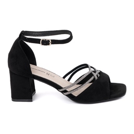 Goodin Crne sandale od antilop na poštu crna