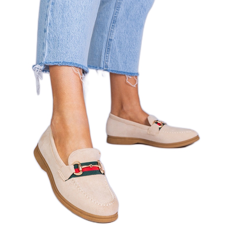 Bež natičnici iz Ekozamsza sa zlatnim ukrasom