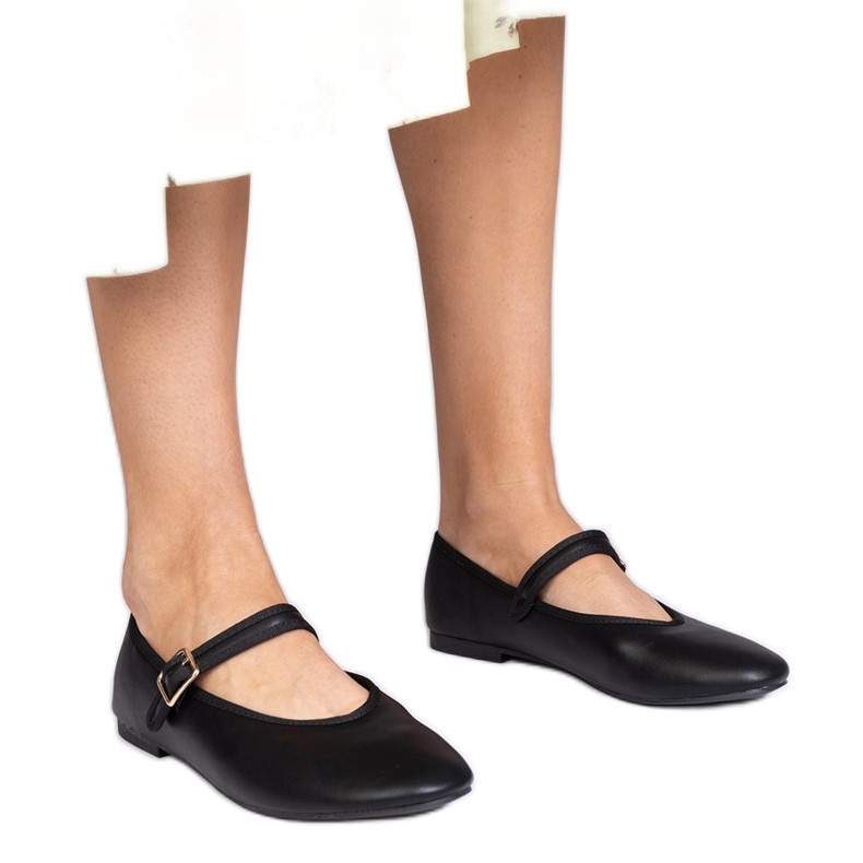 Crne ženske balerine s kopčom crno