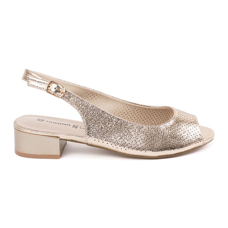 Goodin Zlatne otvorene sandale s niskim uvjetima zlatna