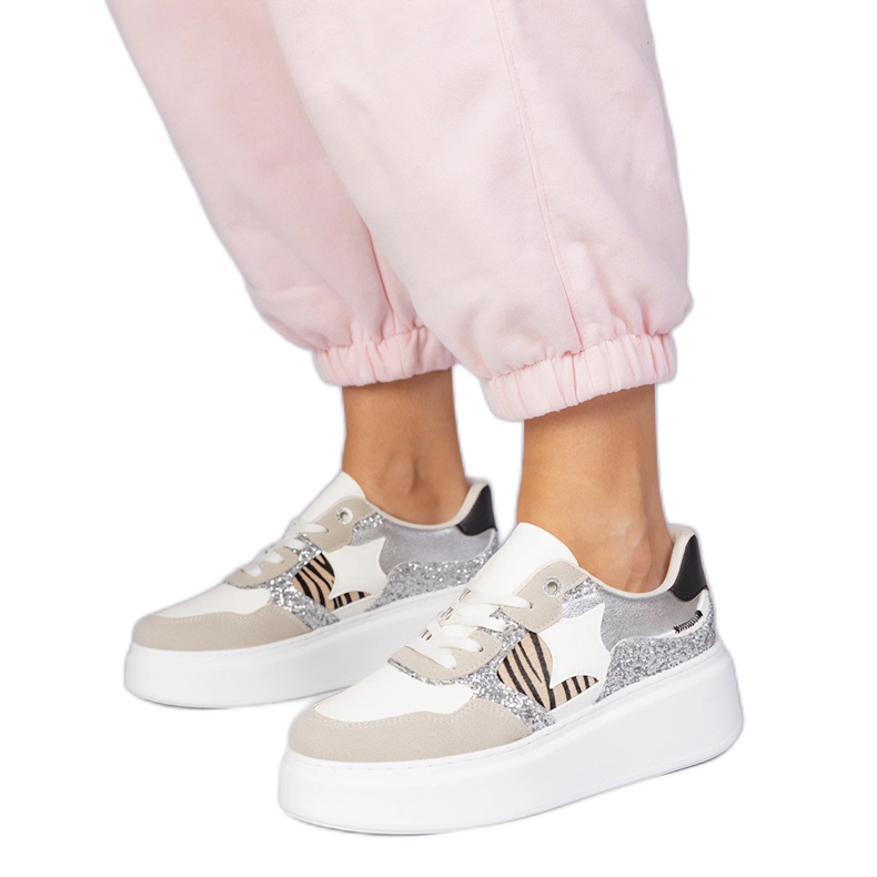 Bež tenisice sa šljokicama