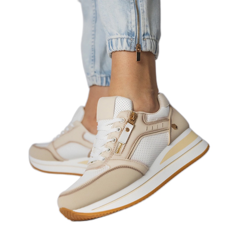 Bež sportske tenisice ukrašene klizačem