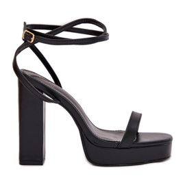 Ženske sandale s crnom trakom crna