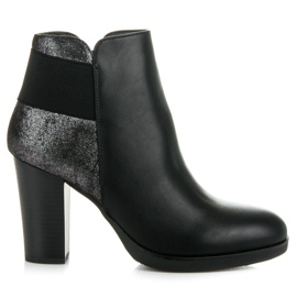 Vinceza Čizme na post crna