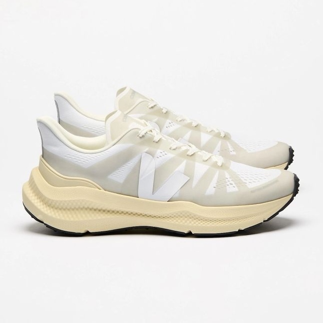 Veja Condor 3 Adv Enmesh CE2820742A bijela