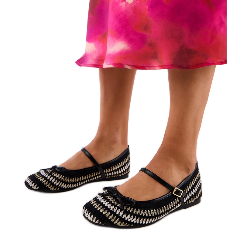 Crni materijal balerine s kopčom i lukom crno