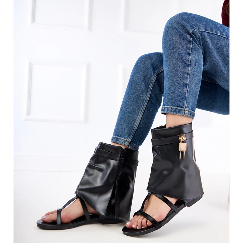 Crne ravne sandale s gornjim crno