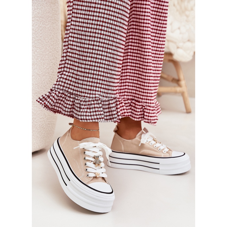 Ženske tenisice na platformi sa zlatnim igle bež