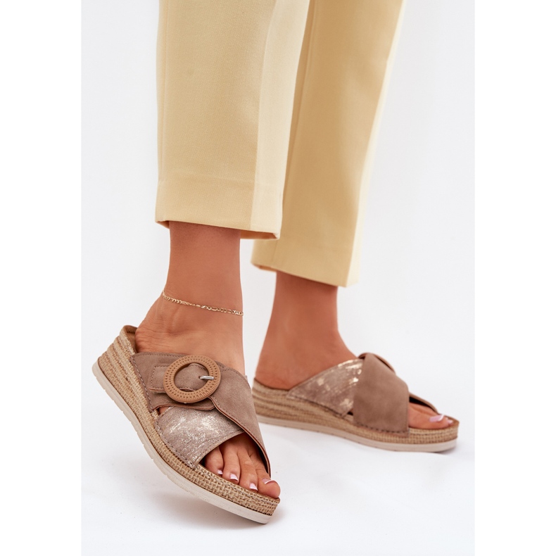 Ženski klinovi s ukrasnim inblu rv000012 smeđe boje. smeđa