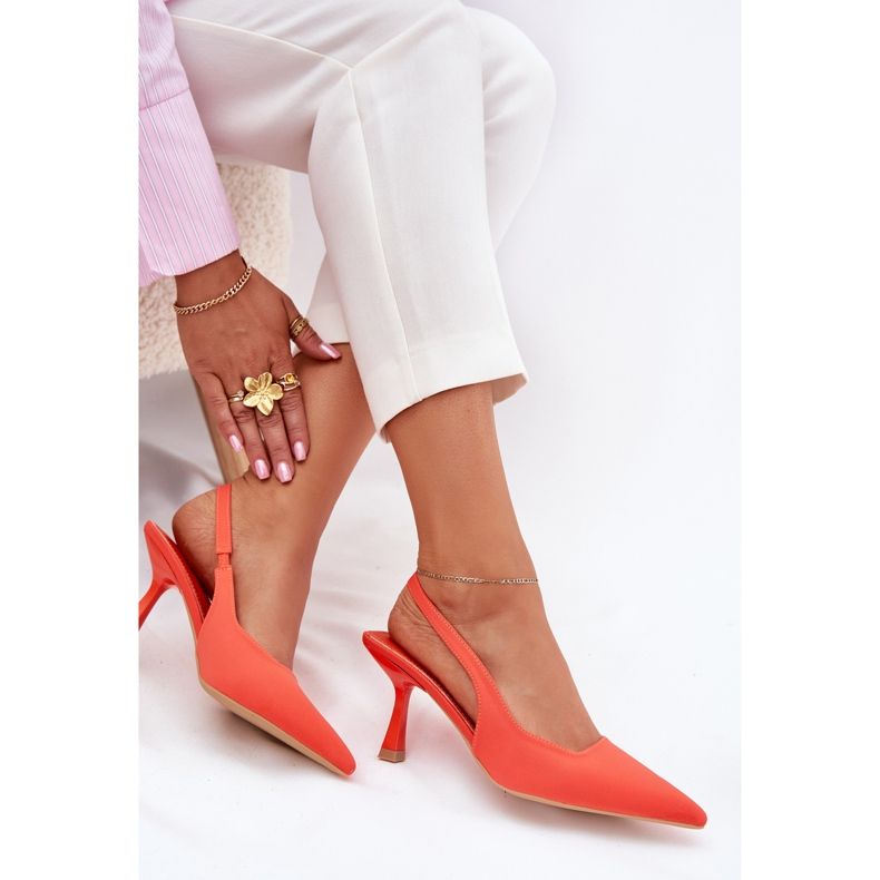 Ženske sandale na narančastoj pin