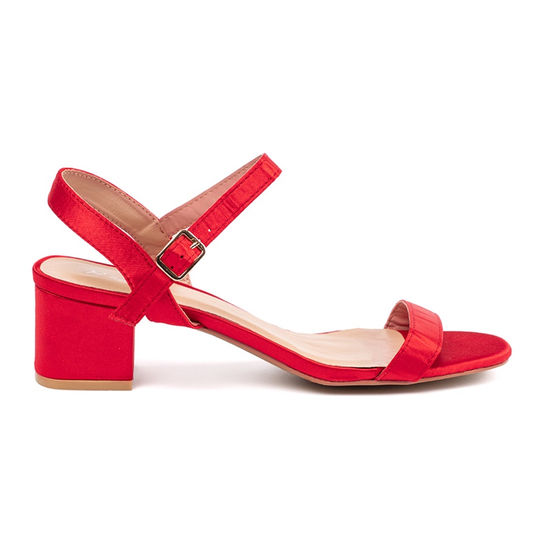 Shelvt Crvene sandale na stupu crvena