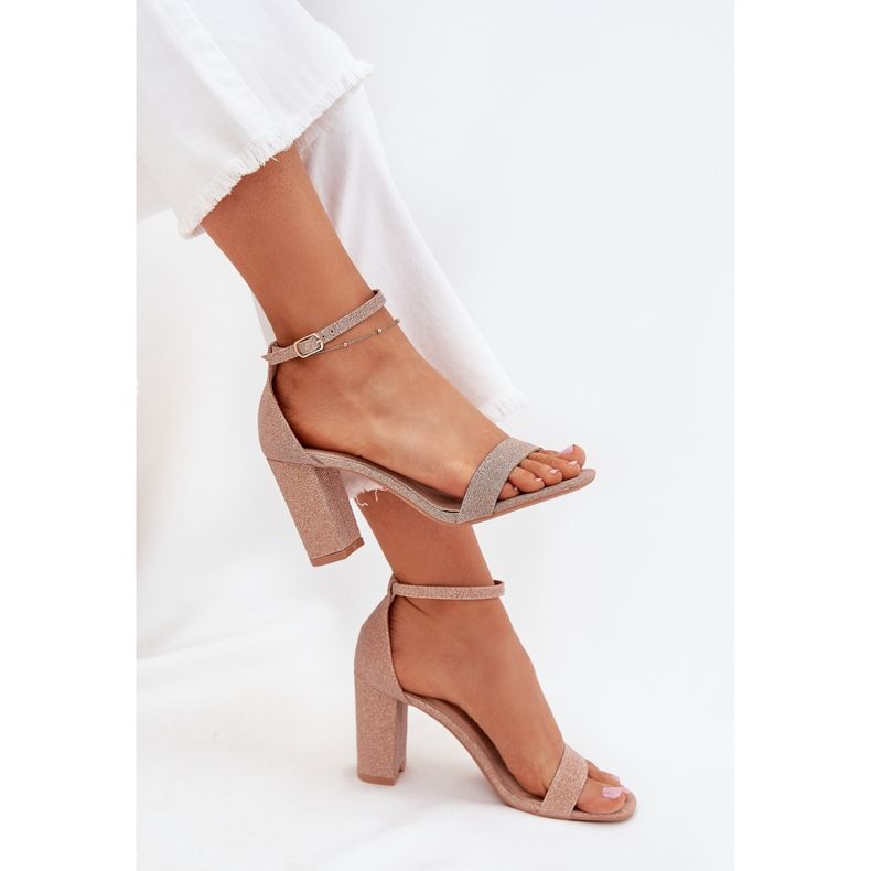 Boto Sjajne ženske sandale na posta Pink Kavina Gold zlatna