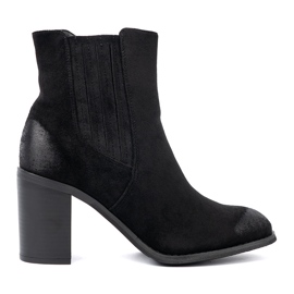 Shelvt Crne sukne čizme na visokoj stupu izolirane crna