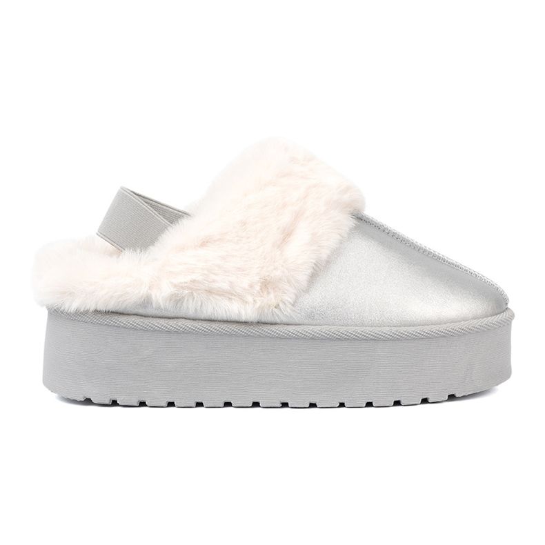 Shelvt Srebrne snježne čizme s krznom i platformom srebro
