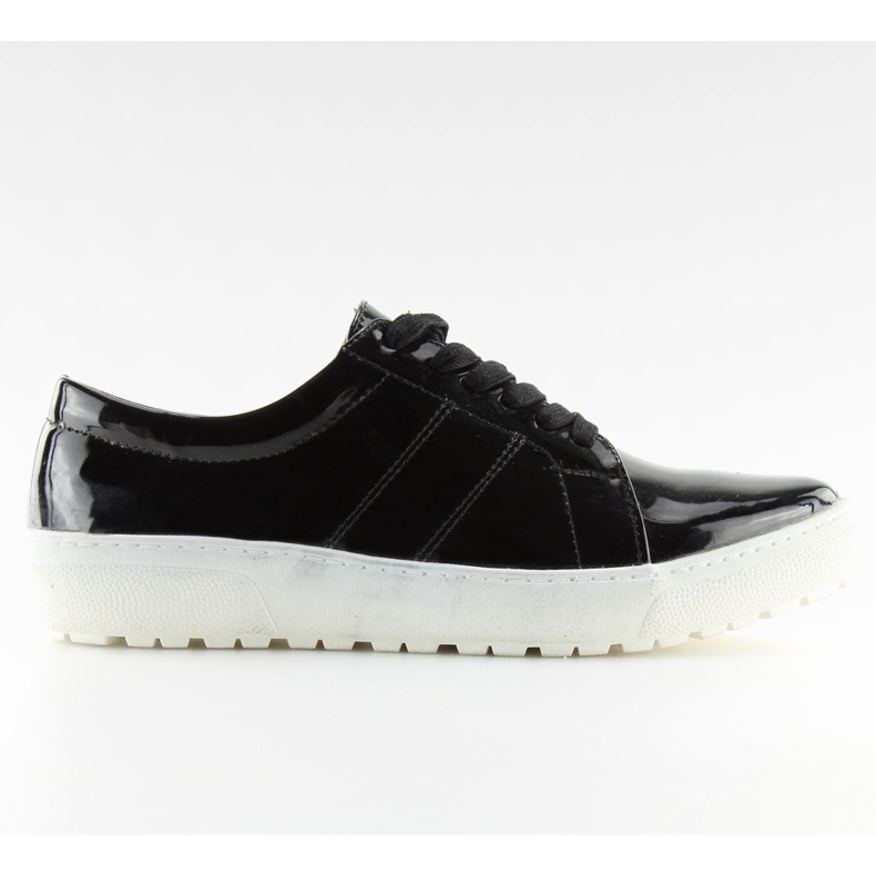 Ženske natikače na crnim potplatima crno