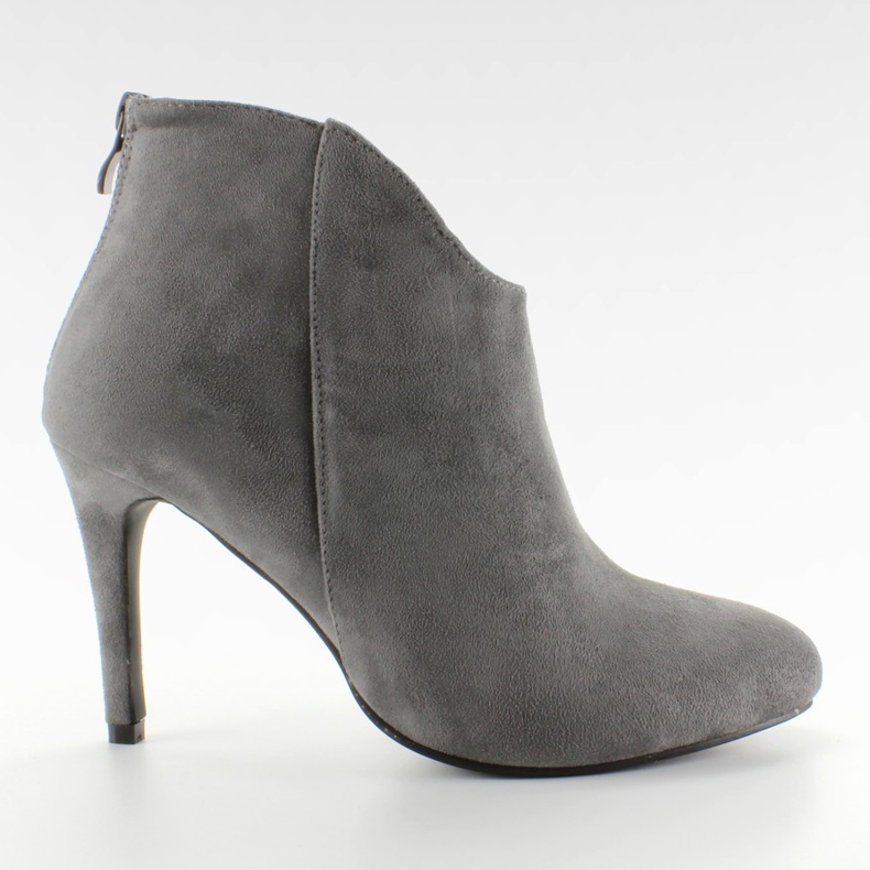 Čizme s izrezom na prednjem dijelu sive M239 siva