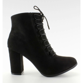 NC16 Čizme od crne antilop čizme sa širokom petom crno