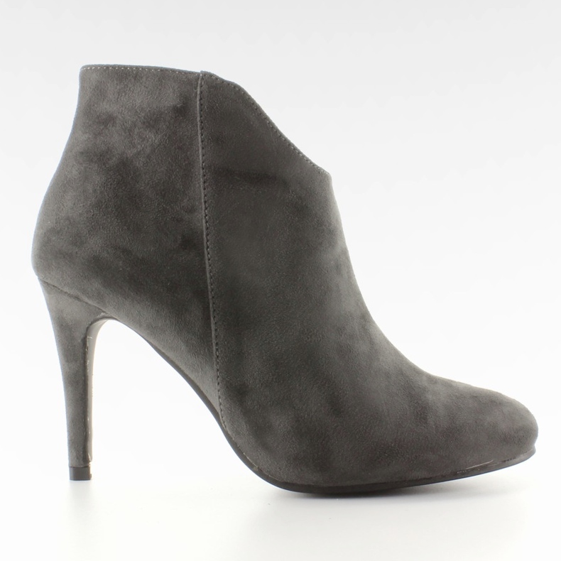 Čizme s izrezanim AT-0592-L siva