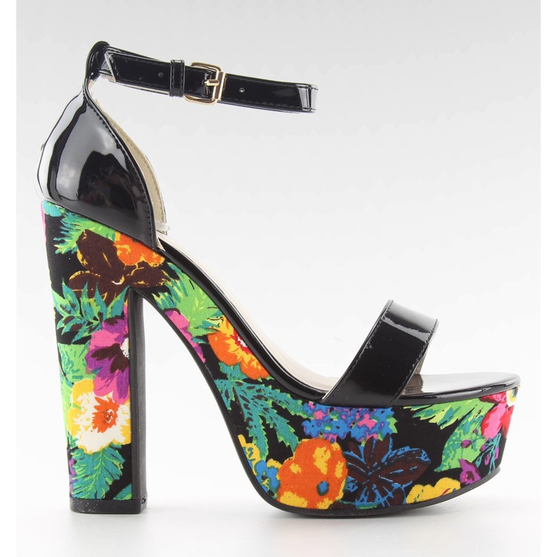 Sandale na cvjetnoj peti 788-3 crne crno