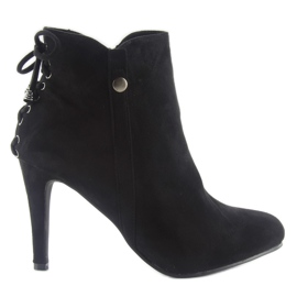 Čizme na stiletto petu od antilopa 66-97 crne crna