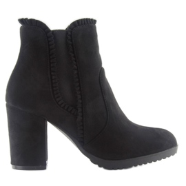 Čizme s visokom petom s volanom m269p Crne crna