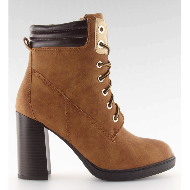 Karirana visoka peta smeđa NS05P deva