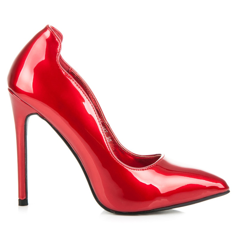 Via Giulia  Metalne igle u špicu crvena