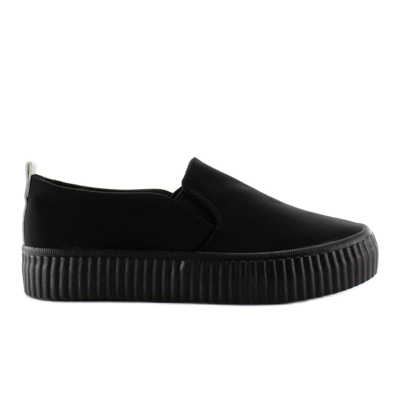 Slip-on na visokom rebrastom potplatu crno