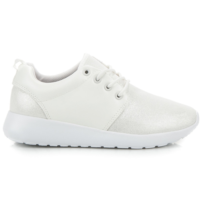 Bijele sportske cipele bijela