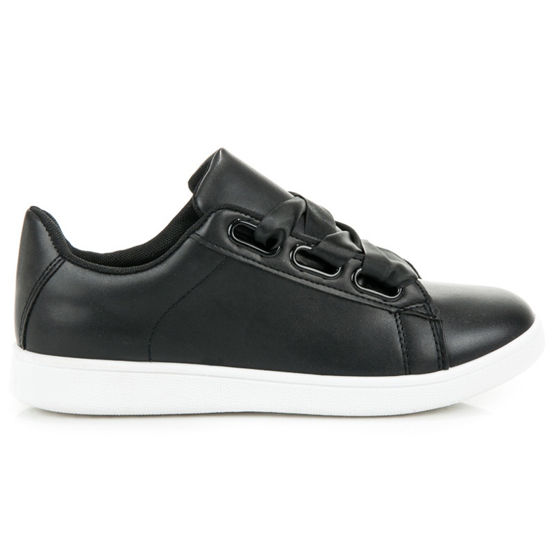 Crne tenisice s vrpcom crno Crne tenisice s vrpcom crno