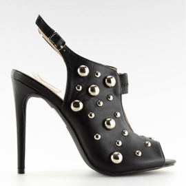 Crne sandale s čapovima crne 708-11 Crna