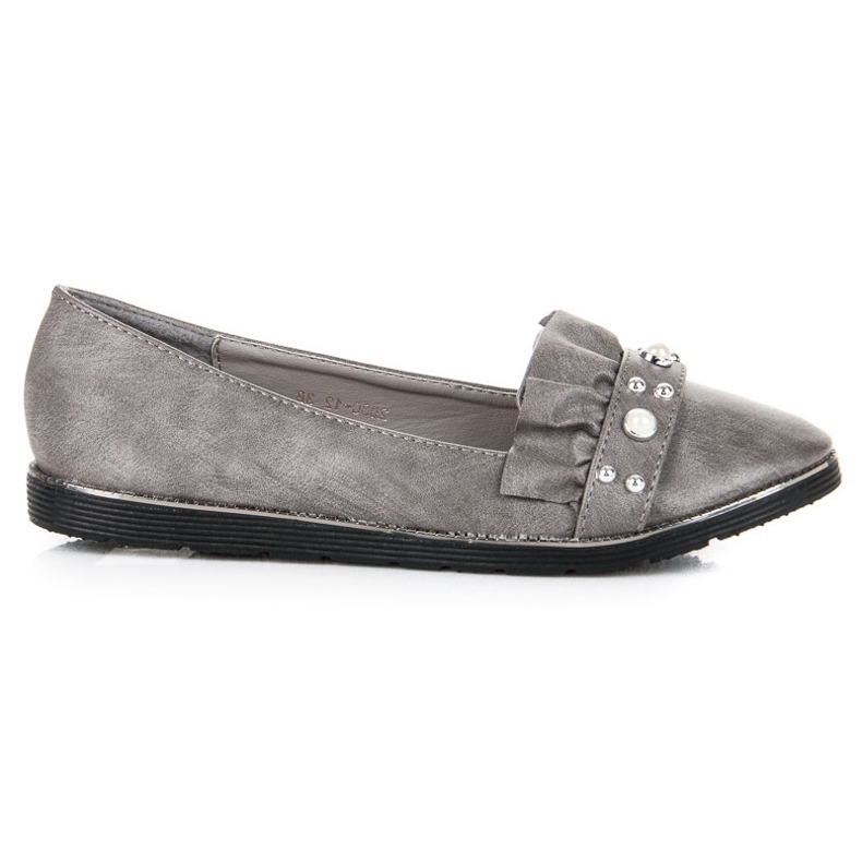 Ch. Creation Lordovi s volanom siva