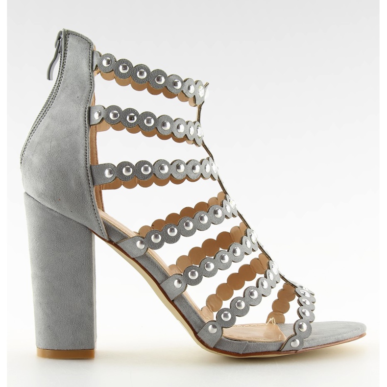 Sandale na visoku petu sa sivim sivim čapicama siva