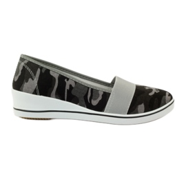 Mckey 182 camo tenisice s klin petom zelena