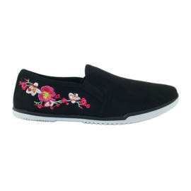 Mckey 180 cvjetne antilop tenisice crna