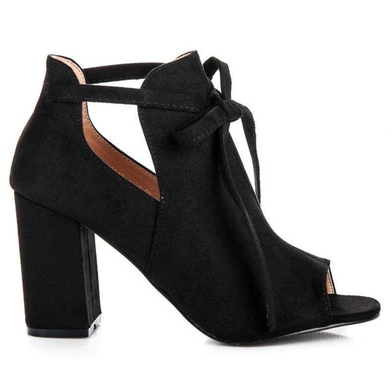 Vinceza sandale od antilopa na vezanje crno