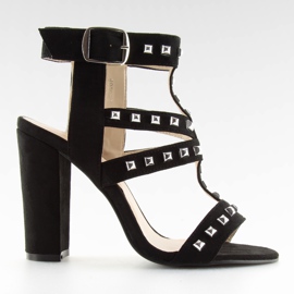 Crne sandale na čep s čavlima 9909-3 crna