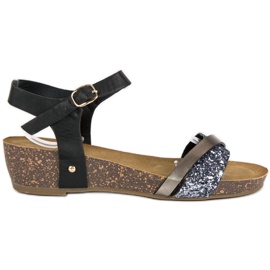 Udobne sandale na klin crna