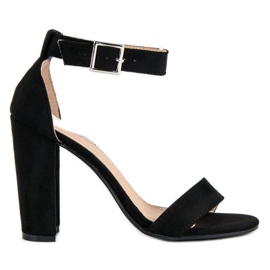 Klasične sandale na šanku crna