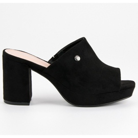 Milaya Papuče na stupu crna