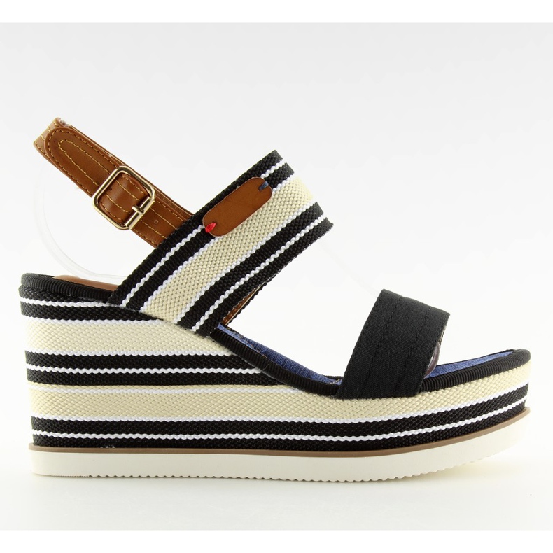 Crne sandale na klin potpetice D-37 crne crno