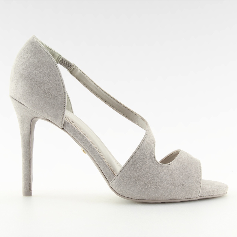 Crpke izložene asimetrično siva C90 siva