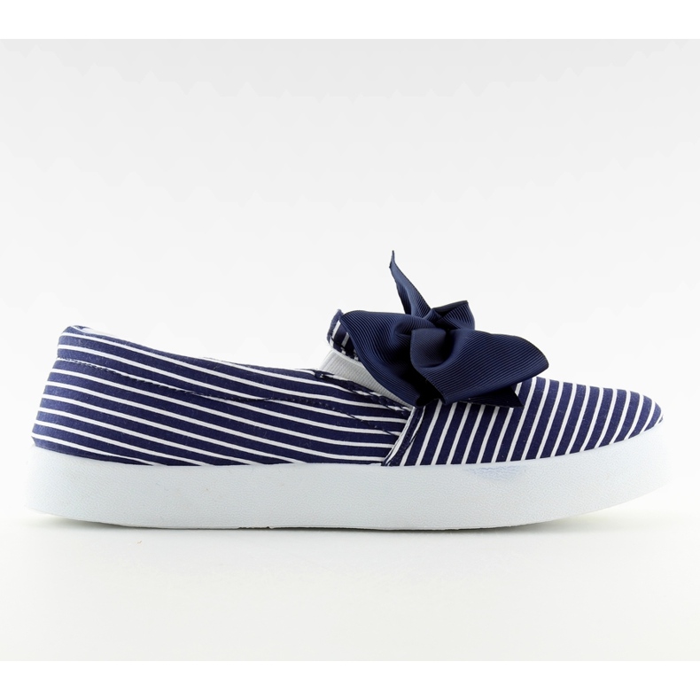 Jedrilice mornarsko plave boje B860 D.BLUE mornarsko plava