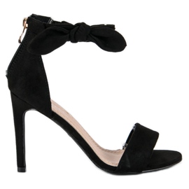 Bestelle Antilop sandale s patentnim zatvaračem crna