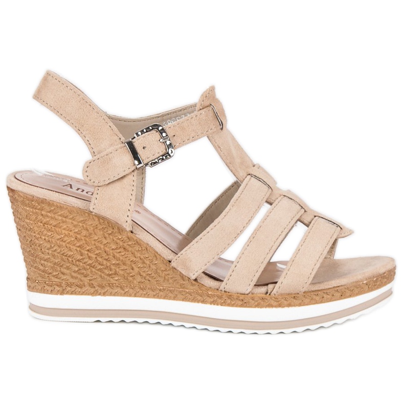 Bež sandale na klin