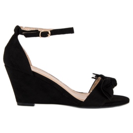 L. Lux. Shoes Elegantne sandale na klin crna